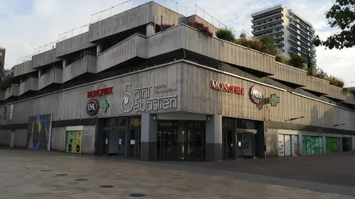 Nancy : envolez-vous à 7m de hauteur au Centre Commercial Saint...